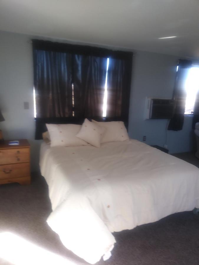 Mountain View Efficiency Apartman Tombstone Kültér fotó